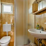 Hasnek Apartment *