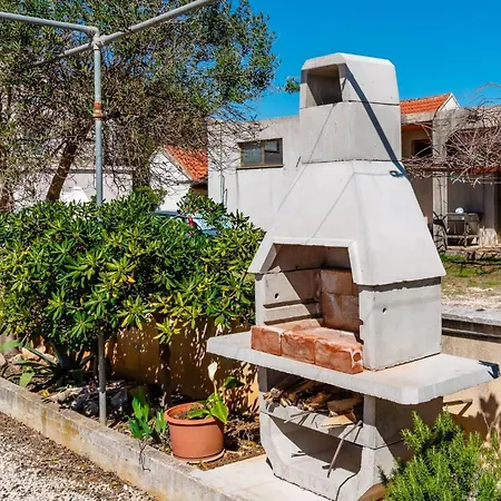 Appartamento Hasnek Vir