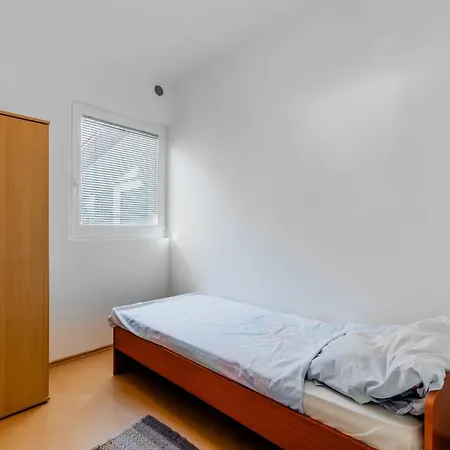 Hasnek Appartamento *